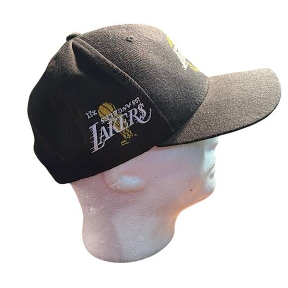 Kill The Hype 2020 snapback Los Angelos Lakers hat upside down 17x champion cap - Picture 2 of 4